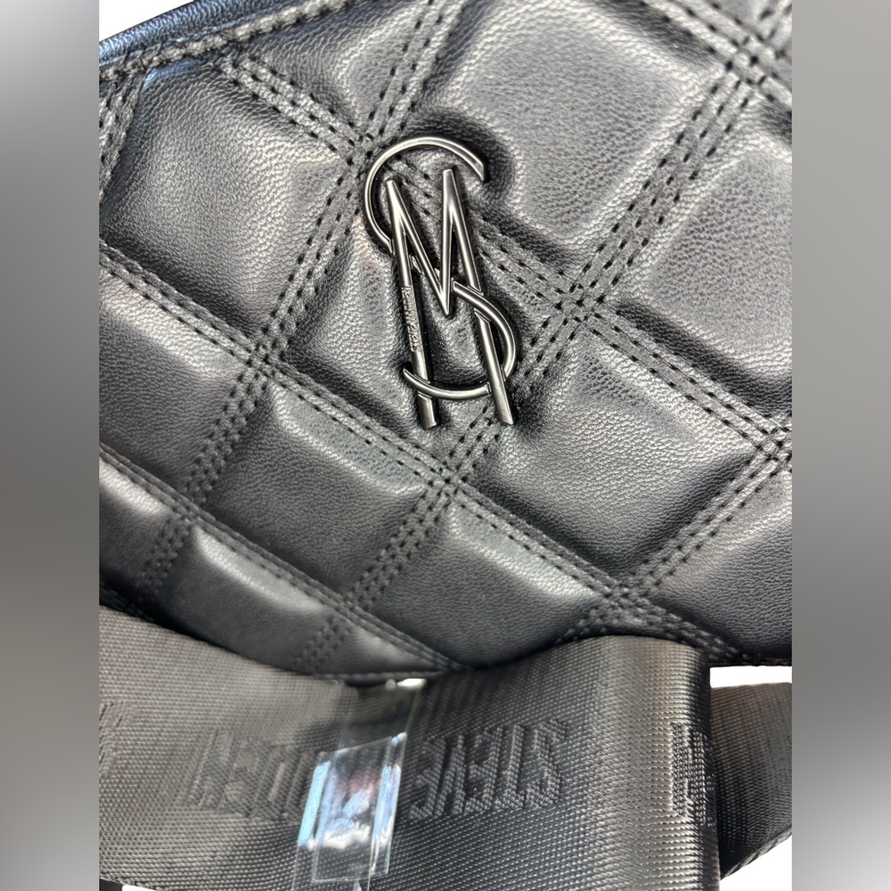 Steve Madden Bwallie Boho Quilted Black Crossbody Bag - Picture 4 of 8